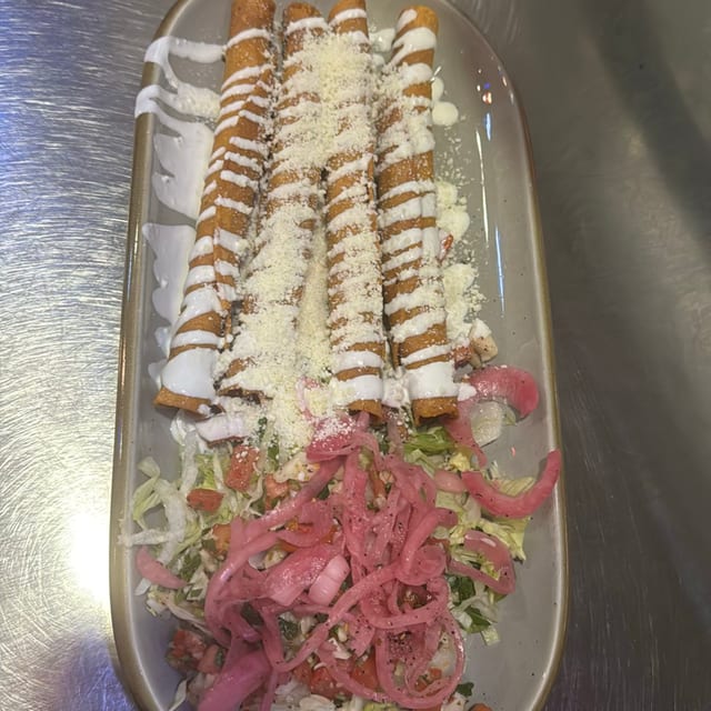 Flautas.
