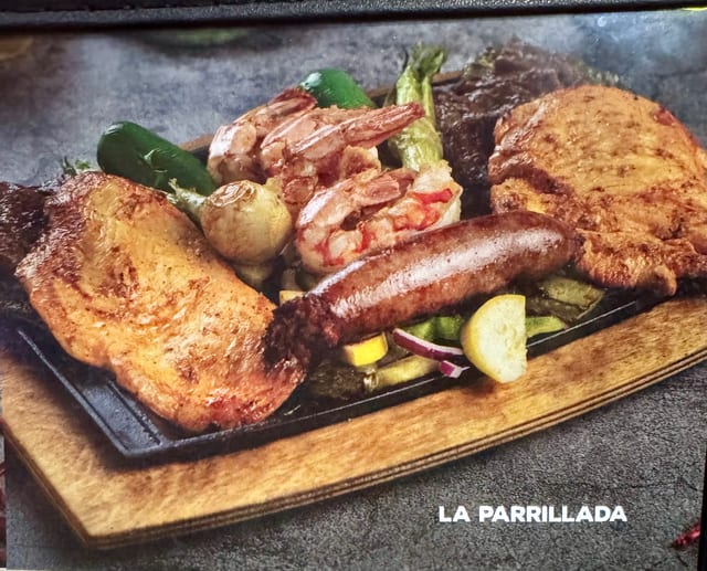 La Parrillada (New).